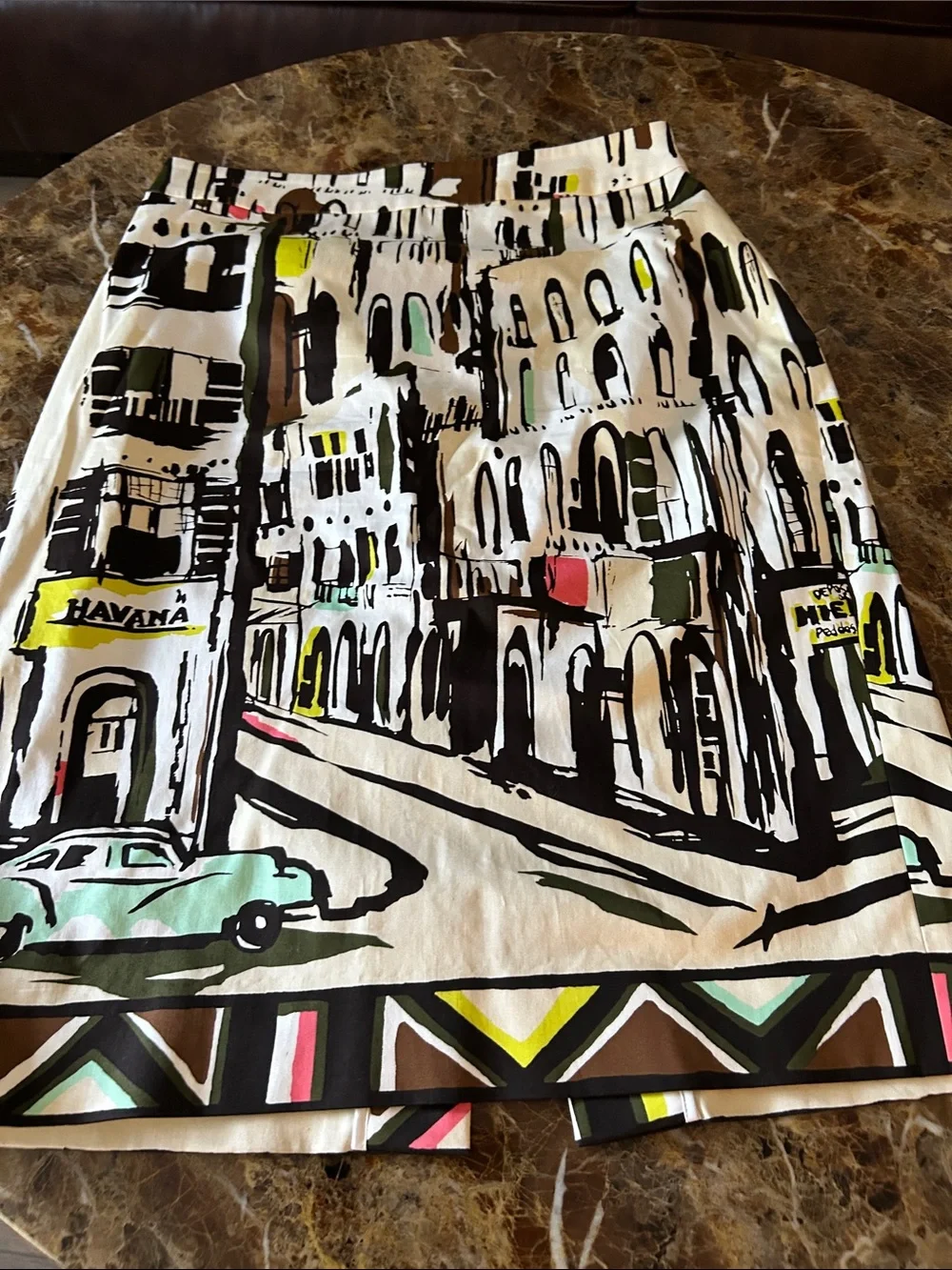 Kate Spade, Havana Cuba ,Printed City-Scape Pencil Skirt in multicolored.